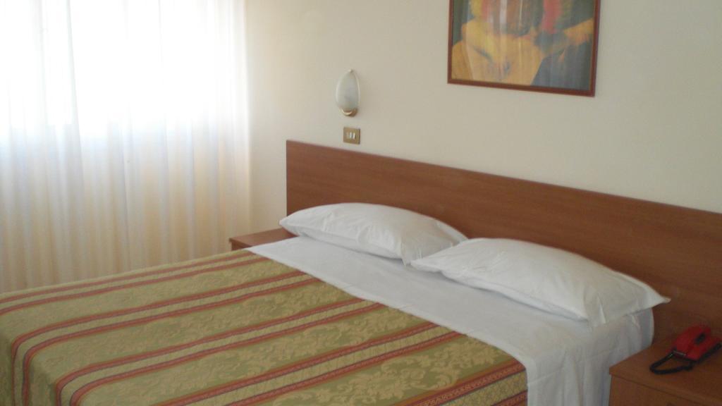Park Hotel Chianciano Terme Exterior foto